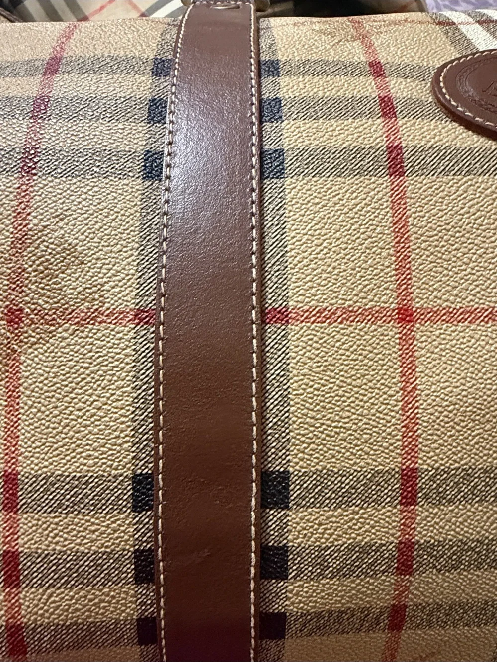 Vintage Burberry leather Travel Bag ( Final Sale).